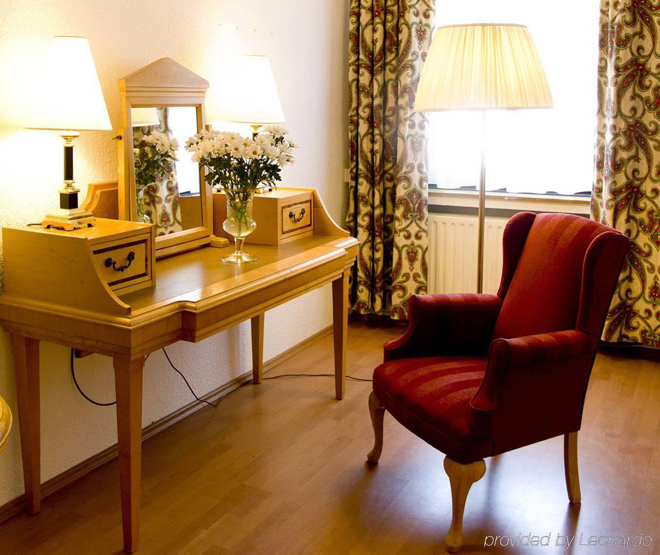 Hotel Koelner Hof Refrath Bergisch Gladbach Dış mekan fotoğraf